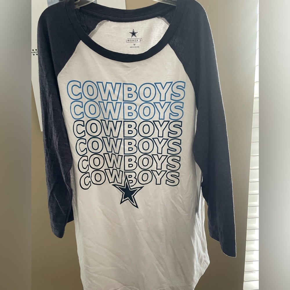 Women’s Dallas Cowboys shirt. NWT